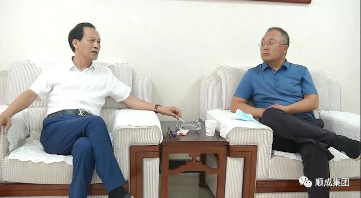 ���쳤����ѧ���̹ɷݹ�˾����������Ӫݰ�ٺ���AG���μ��ŵ���